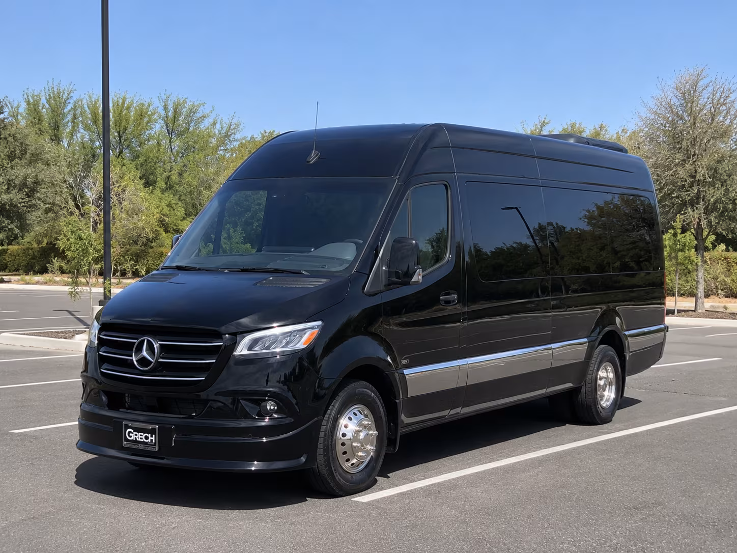18 passenger sprinter van