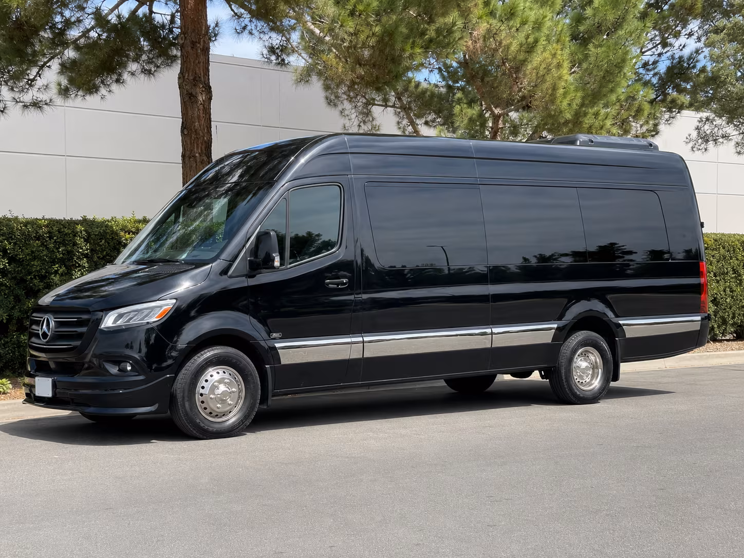 find the perfect transportation for your next corporate event 5