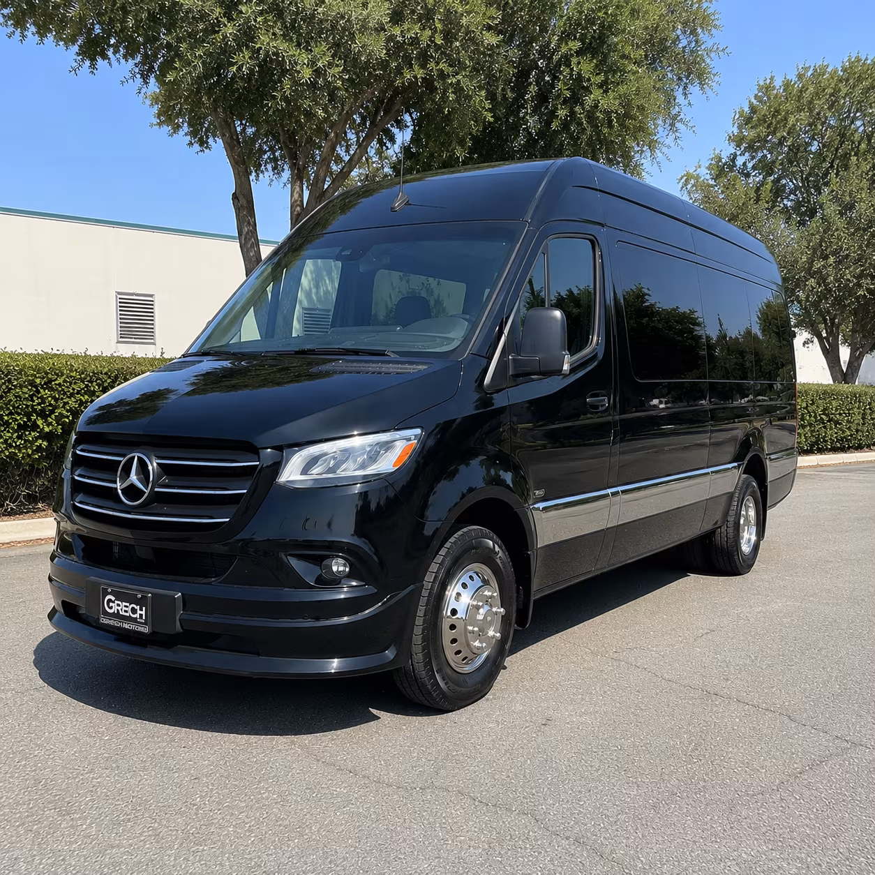 memphis employee shuttle van service